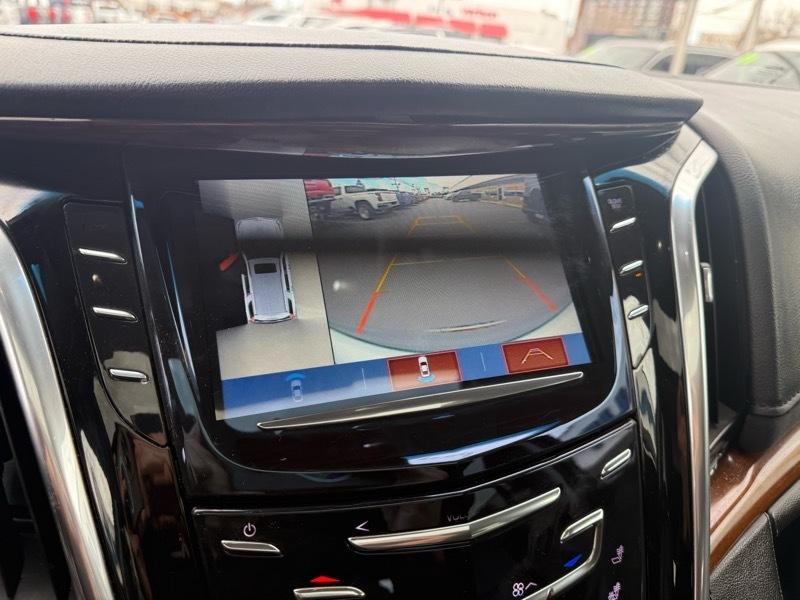 Cadillac Escalade 4WD 4dr Luxury 2019