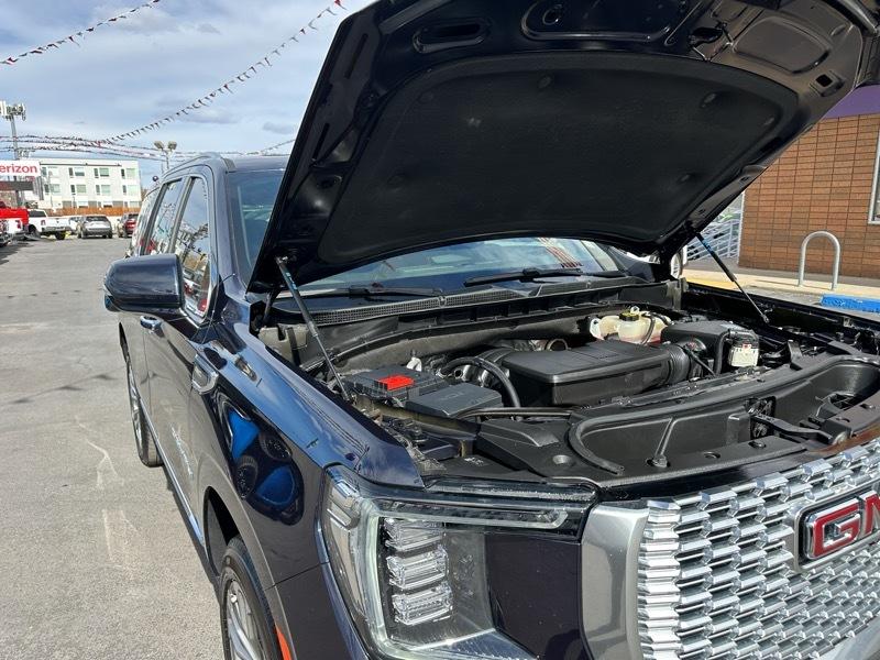 GMC Yukon 4WD 4dr Denali 2021