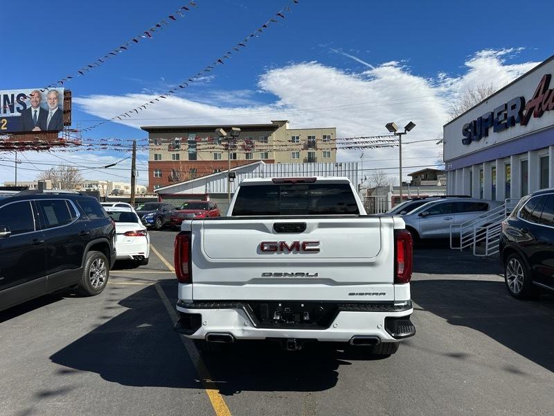 GMC Sierra 1500 4WD Crew Cab 147" Denali 2022