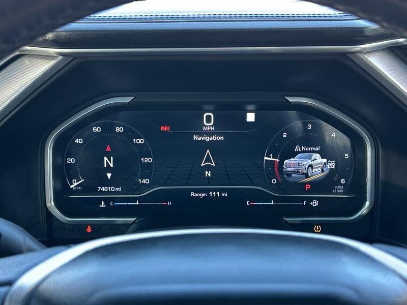 GMC Sierra 1500 4WD Crew Cab 147" Denali 2022