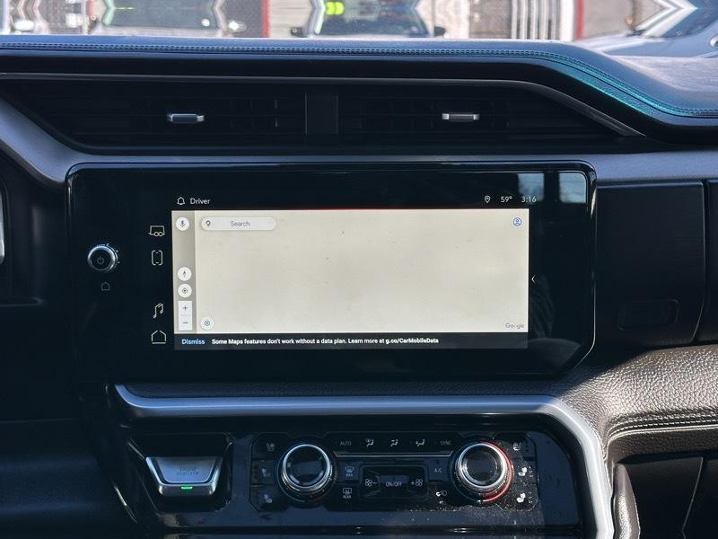 GMC Sierra 1500 4WD Crew Cab 147" Denali 2022