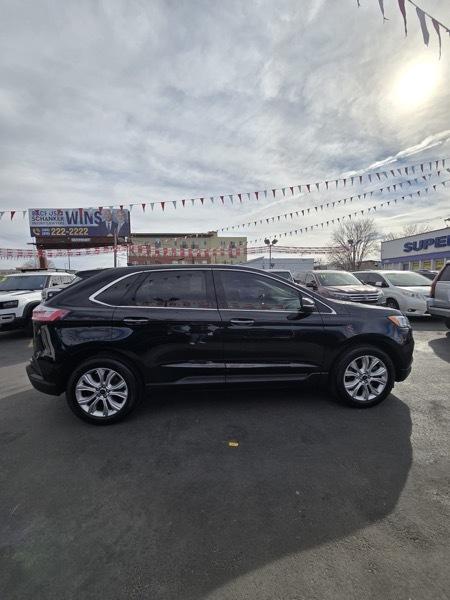 Ford Edge Titanium AWD 2023