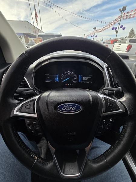 Ford Edge Titanium AWD 2023