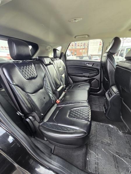 Ford Edge Titanium AWD 2023