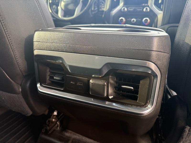 GMC Sierra 1500 Limited 4WD Crew Cab 147" SLT 2022