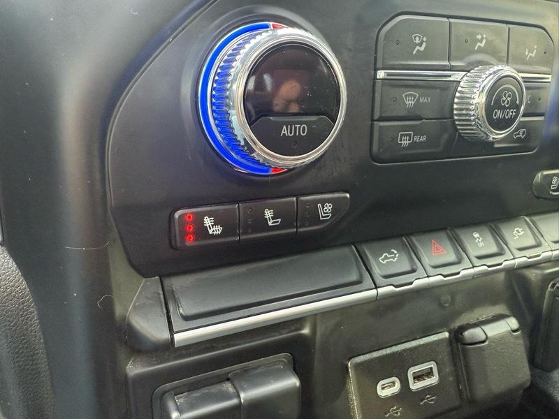 GMC Sierra 1500 Limited 4WD Crew Cab 147" SLT 2022