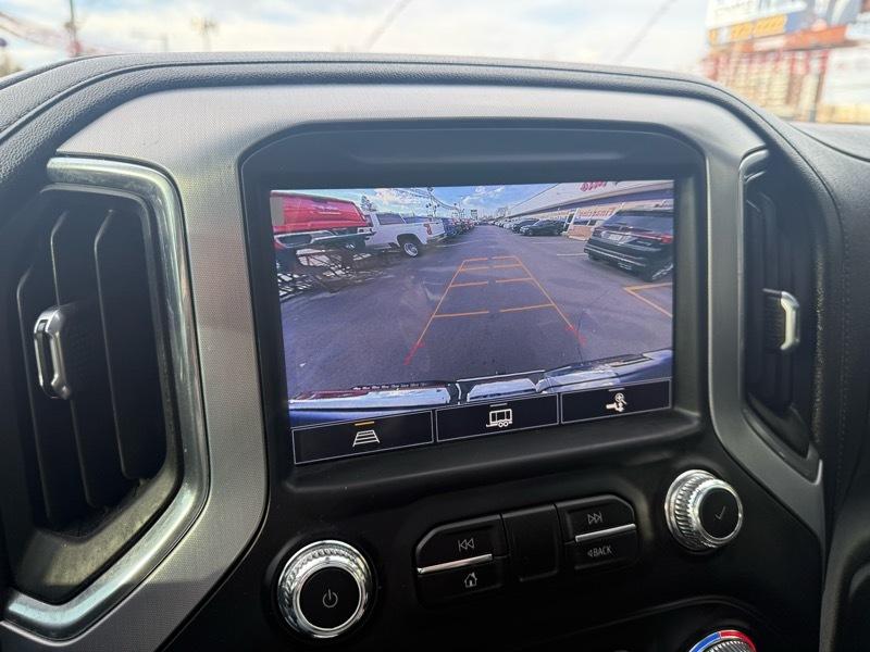 GMC Sierra 1500 Limited 4WD Crew Cab 147" SLT 2022