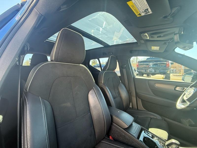 Volvo XC40 T5 AWD R-Design 2021