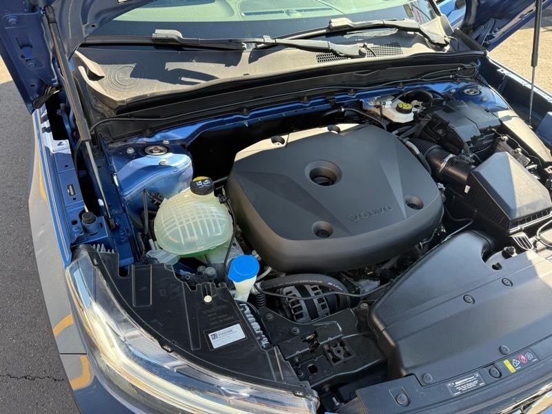 Volvo XC40 T5 AWD R-Design 2021