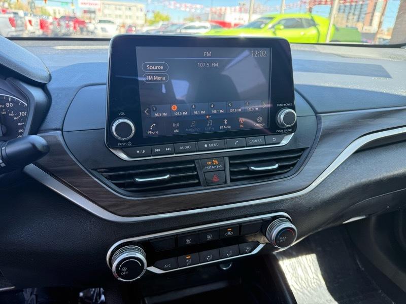 Nissan Altima 2.5 SV Sedan 2024