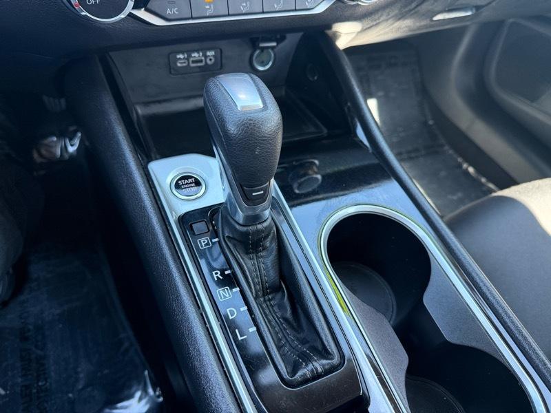 Nissan Altima 2.5 SV Sedan 2024