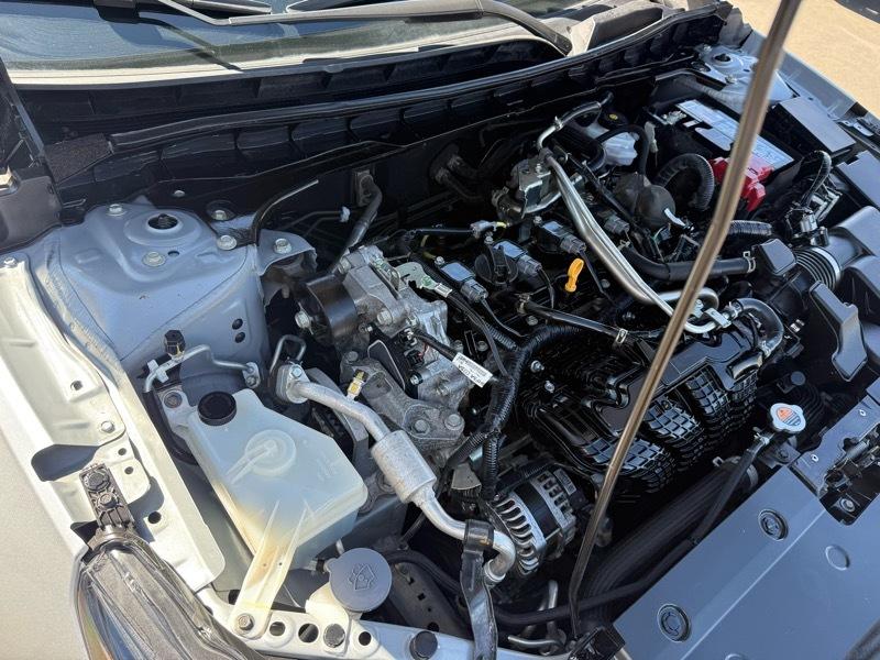 Nissan Altima 2.5 SV Sedan 2024