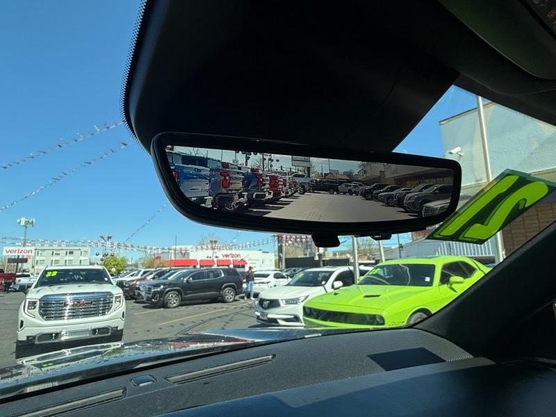 Cadillac Escalade 4WD 4dr Premium Luxury 2021