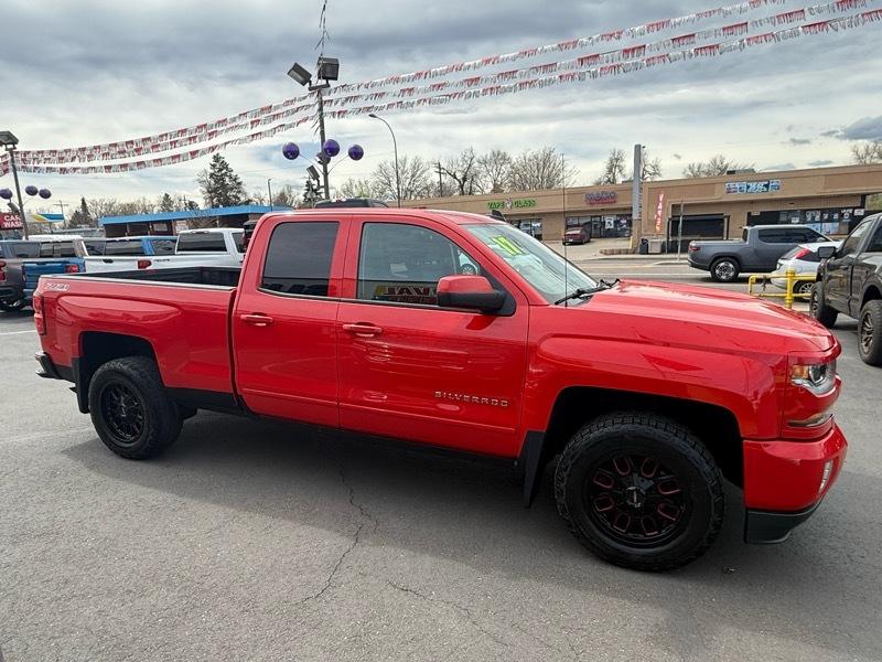 Chevrolet Silverado 1500 4WD Double Cab 143.5" LT w/2LT 2017