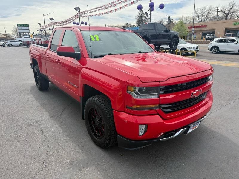 Chevrolet Silverado 1500 4WD Double Cab 143.5" LT w/2LT 2017