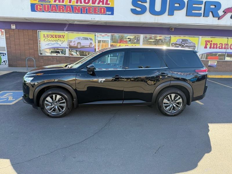 Nissan Pathfinder S 4WD 2024