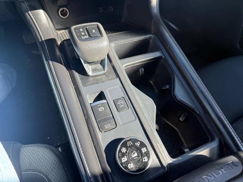 Nissan Pathfinder S 4WD 2024