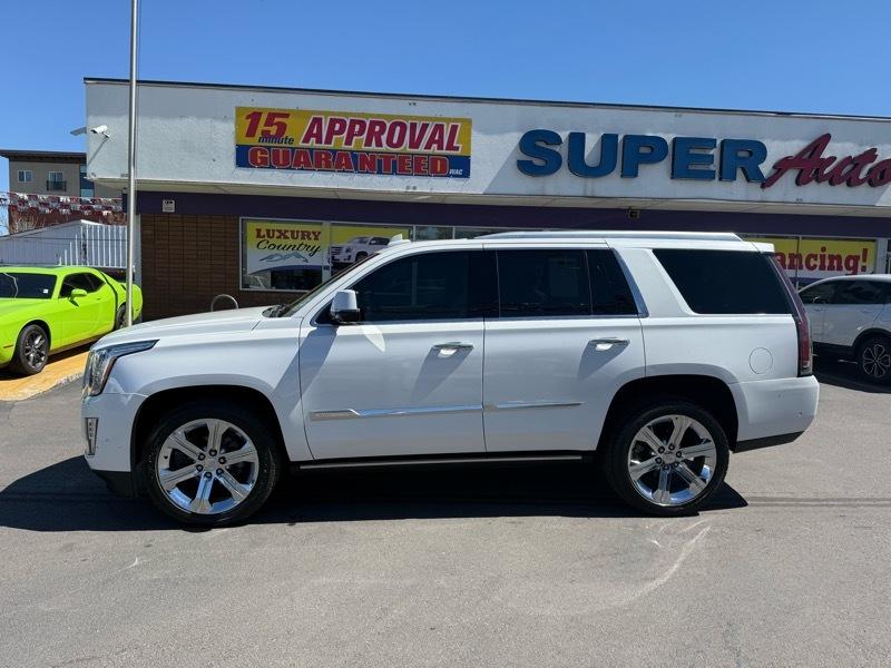 Cadillac Escalade 4WD 4dr Platinum 2017