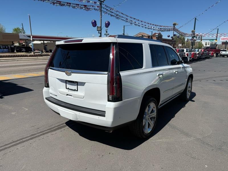 Cadillac Escalade 4WD 4dr Platinum 2017