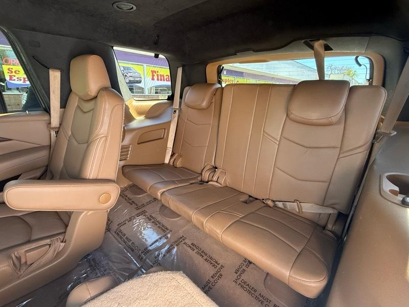 Cadillac Escalade 4WD 4dr Platinum 2017