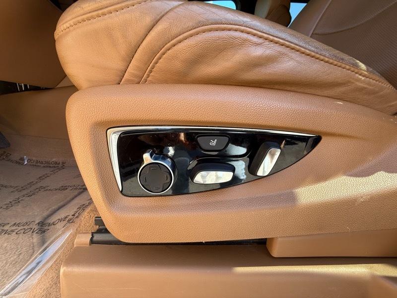 Cadillac Escalade 4WD 4dr Platinum 2017