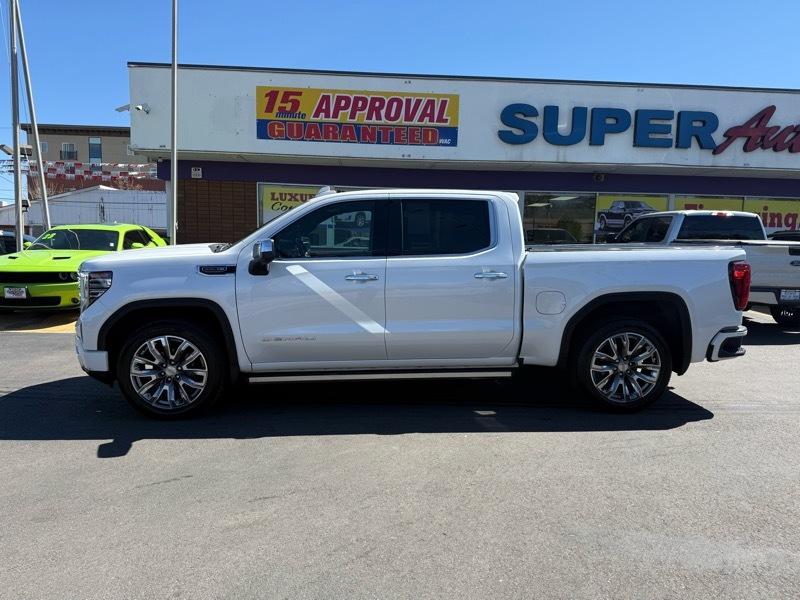 GMC Sierra 1500 4WD Crew Cab 147" Denali 2023