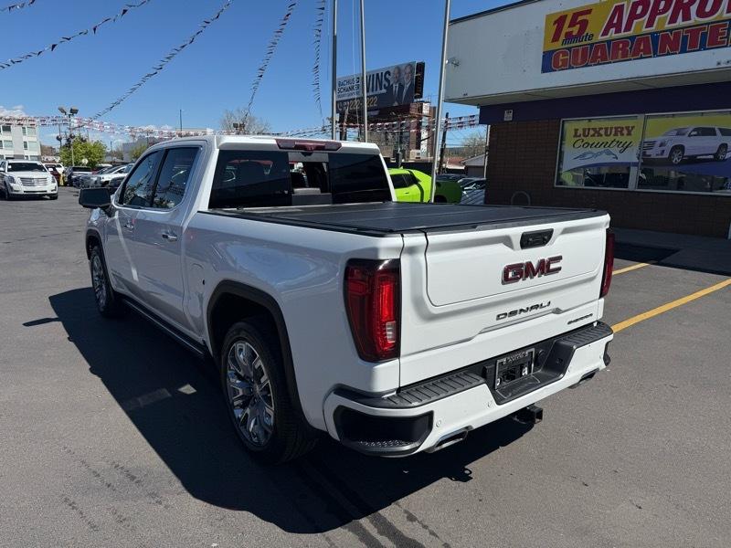 GMC Sierra 1500 4WD Crew Cab 147" Denali 2023