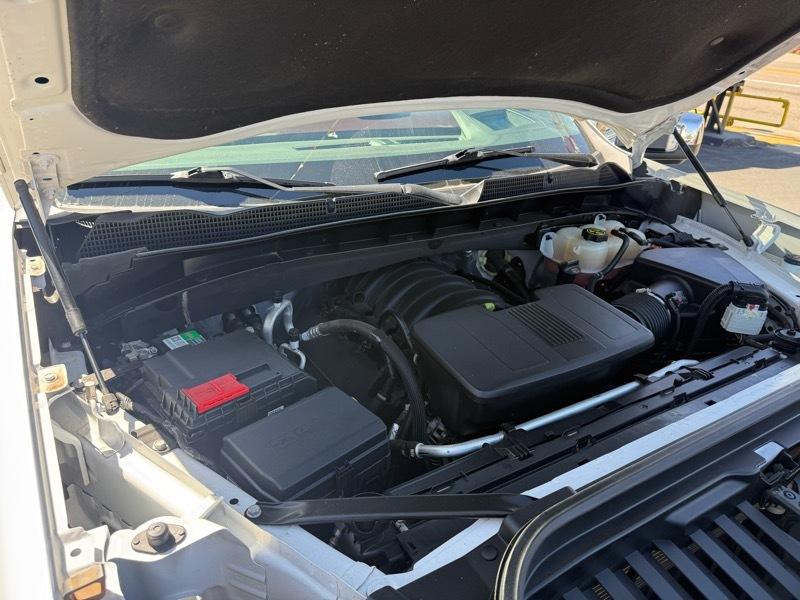 GMC Sierra 1500 4WD Crew Cab 147" Denali 2023