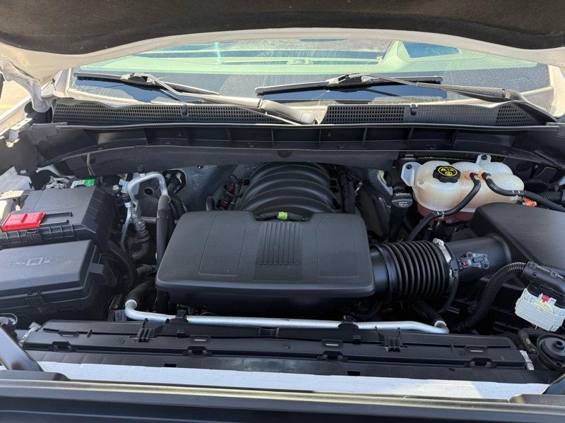 GMC Sierra 1500 4WD Crew Cab 147" Denali 2023