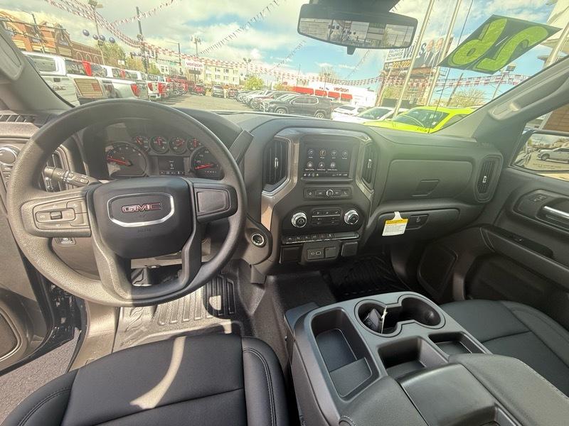 GMC Sierra 1500 4WD Reg Cab 126" Pro 2026