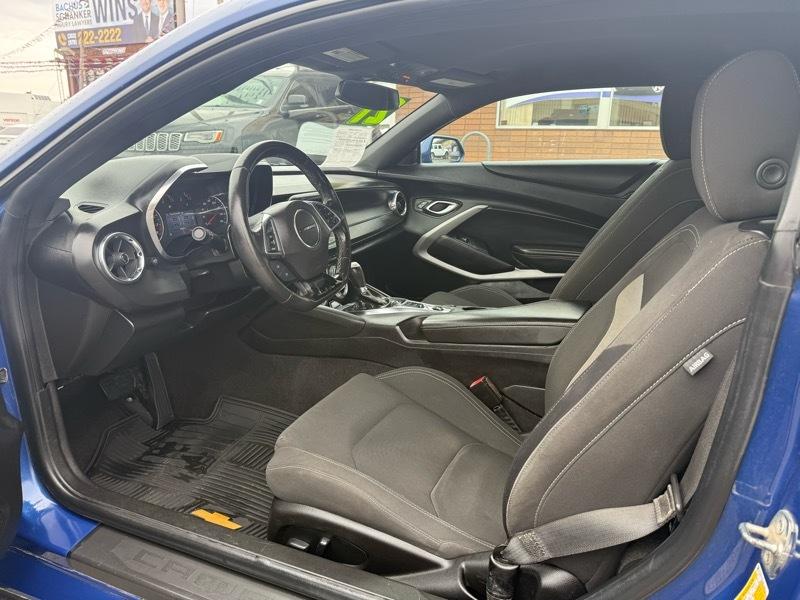 Chevrolet Camaro 2dr Cpe 1LT 2021