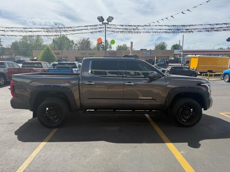 Toyota Tundra 4WD Limited CrewMax 5.5' Bed (Natl) 2022