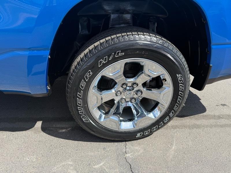 RAM 1500 Big Horn 4x4 Crew Cab 5'7" Box 2021