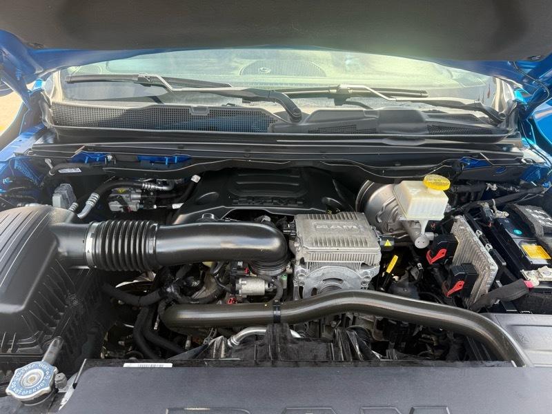 RAM 1500 Big Horn 4x4 Crew Cab 5'7" Box 2021