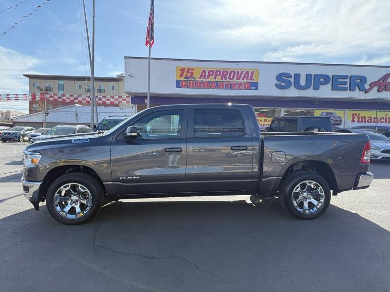 RAM 1500 Big Horn 4x4 Crew Cab 5'7" Box 2022