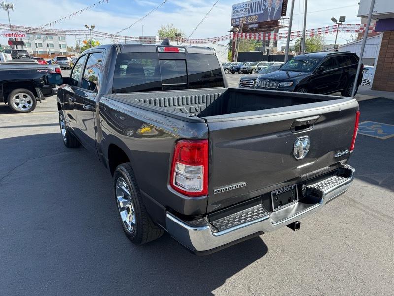 RAM 1500 Big Horn 4x4 Crew Cab 5'7" Box 2022