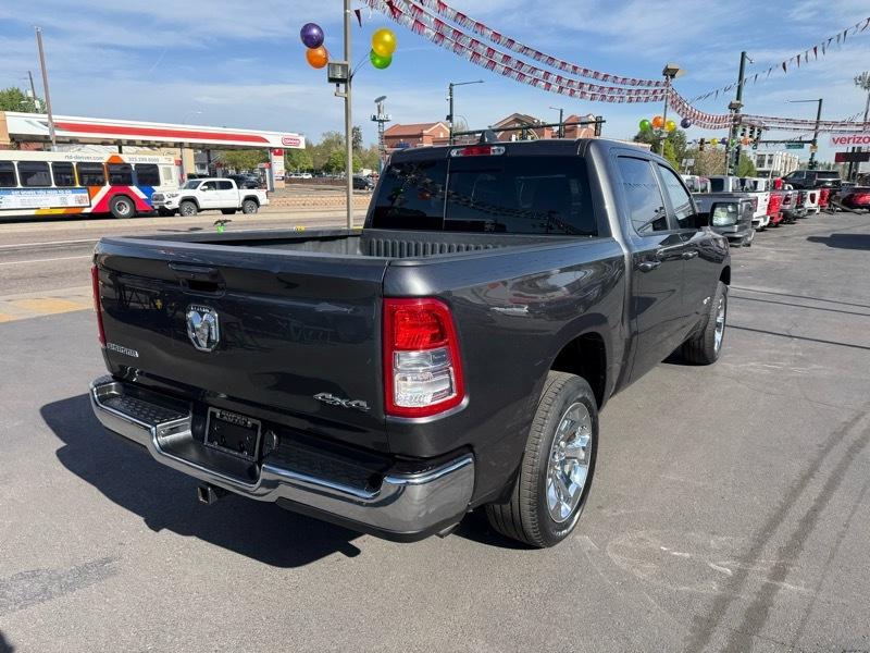 RAM 1500 Big Horn 4x4 Crew Cab 5'7" Box 2022