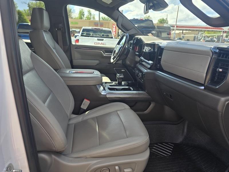 Chevrolet Silverado 1500 4WD Crew Cab 147" LTZ 2022