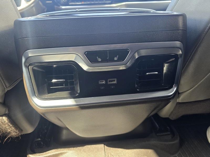 Chevrolet Silverado 1500 4WD Crew Cab 147" LTZ 2022