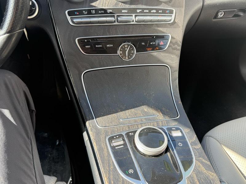 Mercedes-Benz C-Class C 300 4MATIC Sedan with Luxury Pkg 2017