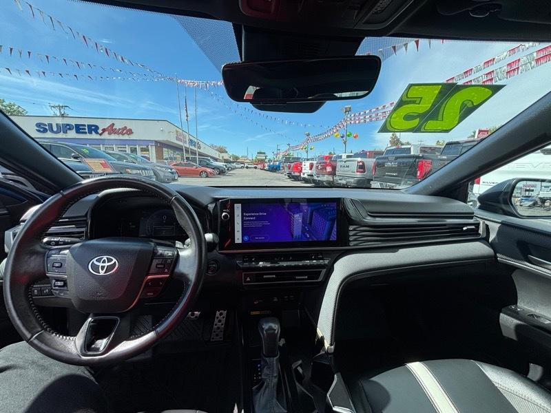Toyota Camry LE AWD (Natl) 2025