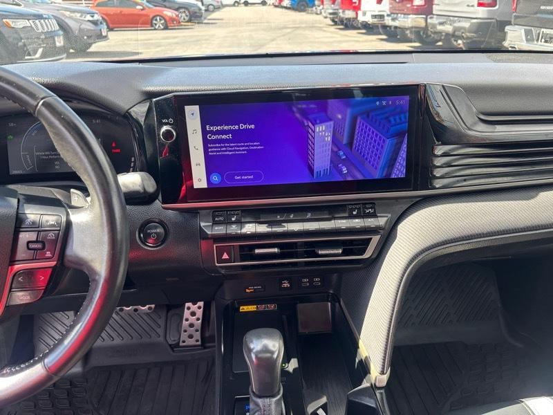 Toyota Camry LE AWD (Natl) 2025
