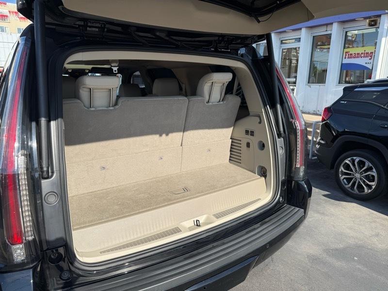 Cadillac Escalade 4WD 4dr Luxury 2020