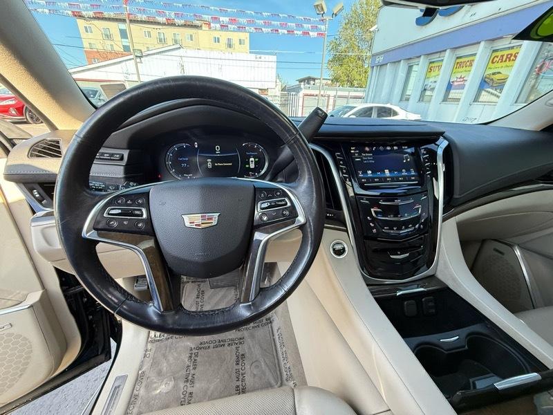 Cadillac Escalade 4WD 4dr Luxury 2020