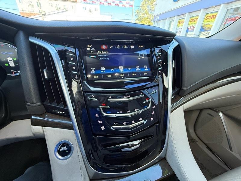 Cadillac Escalade 4WD 4dr Luxury 2020
