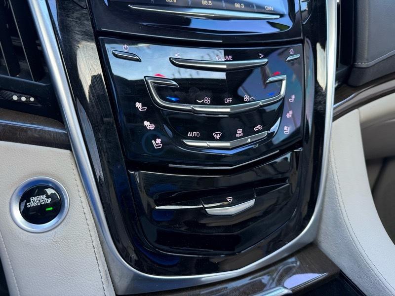 Cadillac Escalade 4WD 4dr Luxury 2020