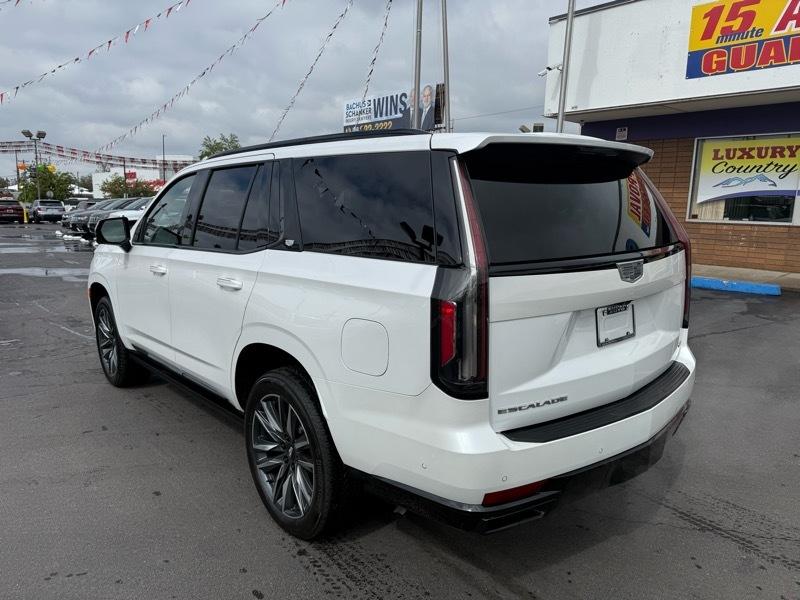 Cadillac Escalade 4WD 4dr Sport 2023