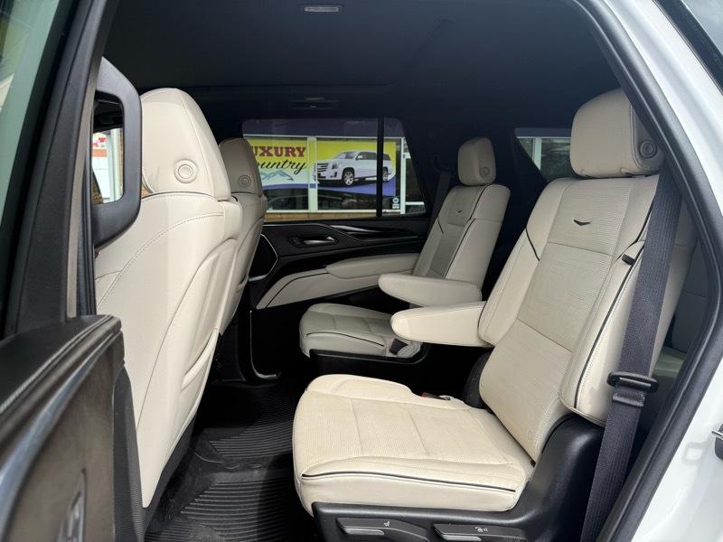 Cadillac Escalade 4WD 4dr Sport 2023