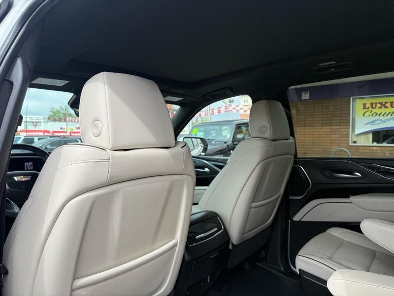 Cadillac Escalade 4WD 4dr Sport 2023