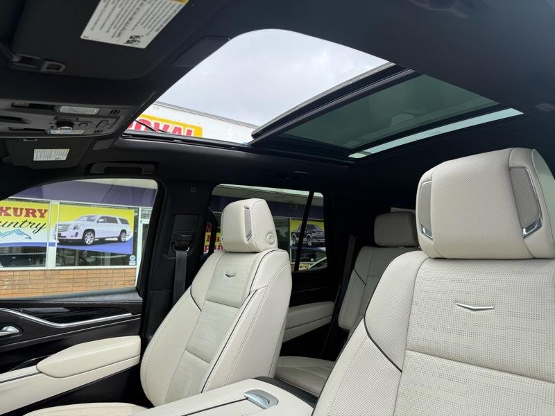 Cadillac Escalade 4WD 4dr Sport 2023
